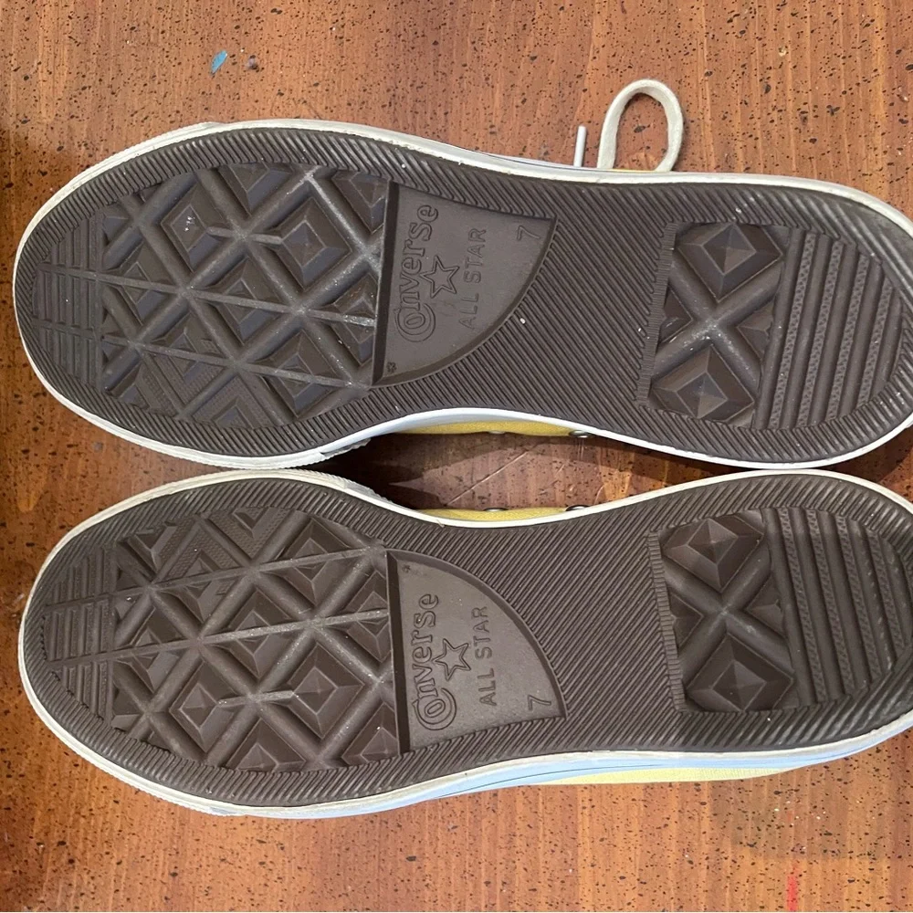 Converse Lift Ox Butter Yellow/White/Black - Size Women's 9 - Picture 8 of 12